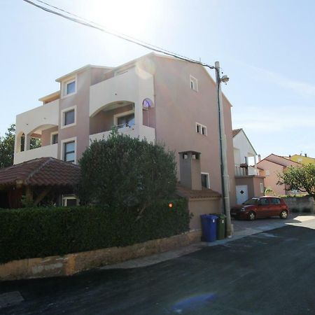 Apartments Lili Biograd Na Moru Luaran gambar