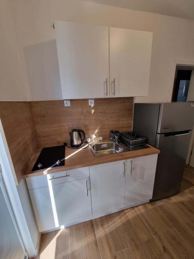 Apartments Lili Biograd Na Moru Luaran gambar