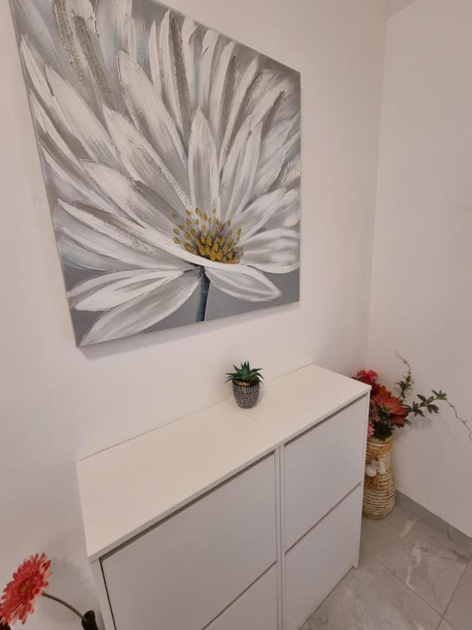 Apartments Lili Biograd Na Moru Luaran gambar