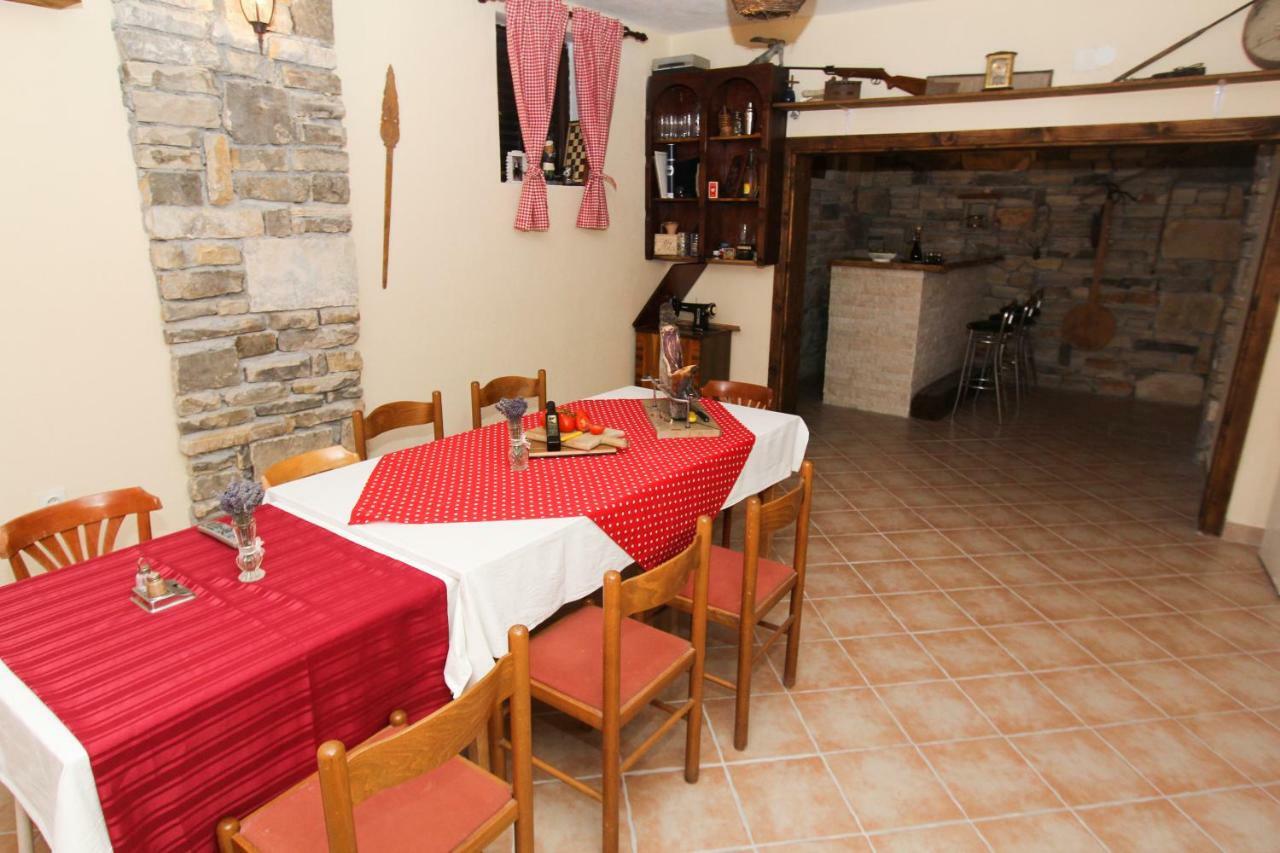 Apartments Lili Biograd Na Moru Luaran gambar